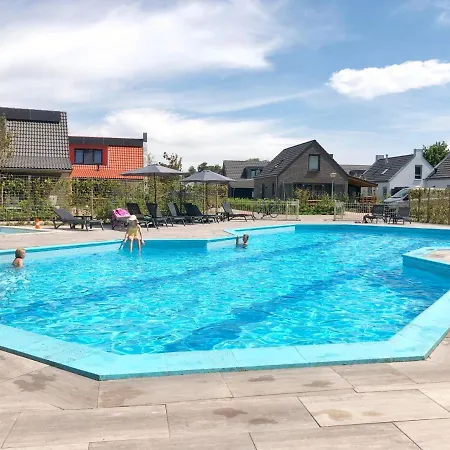 525 Op Recreatiepark De Wielen Chalet Sint Maarten