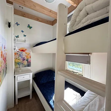 525 Op Recreatiepark De Wielen * Sint Maarten