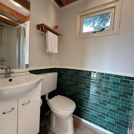 525 Op Recreatiepark De Wielen Chalé Sint Maarten